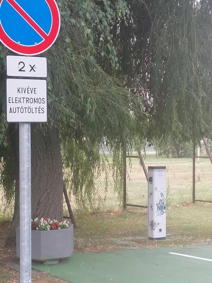 فندق Park Vendeghaz Herend المظهر الخارجي الصورة